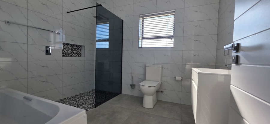3 Bedroom Property for Sale in Flamingo Bay Western Cape